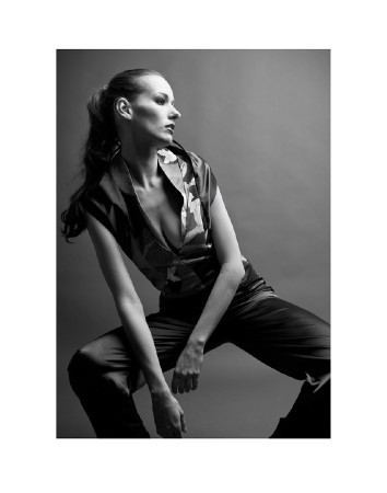 Photo: DONG-HA CHOE | PHOTOGRAPHY | Fashion: Yvonne Ziemens | Models: @Izaio | H&M: Anja Kieselbach